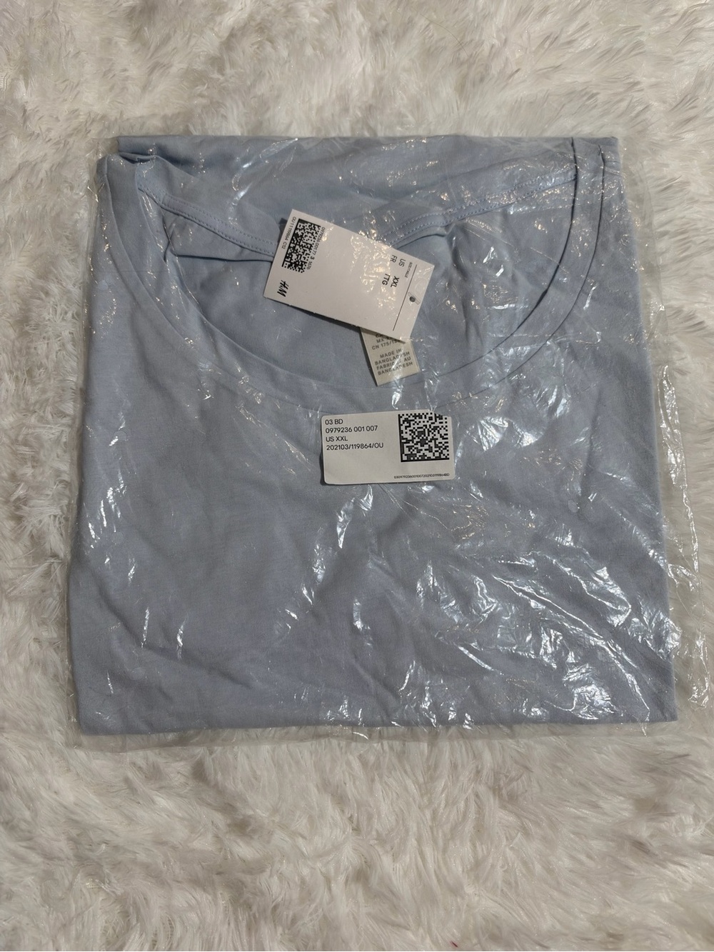 NWT H&M XXL Light Blue Crew Neck T-Shirt Basic Tee Top Shirts soft comfortable